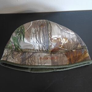 Manzella  Realtree Camouflage Outdoor Beanie Hat